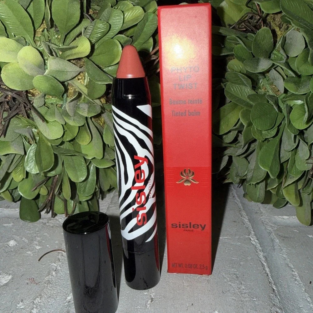 Sisley Phyto-Lip Twist Tinted Balm #9 Chestnut - 0.08 oz / 2.5 g NEW IN BOX